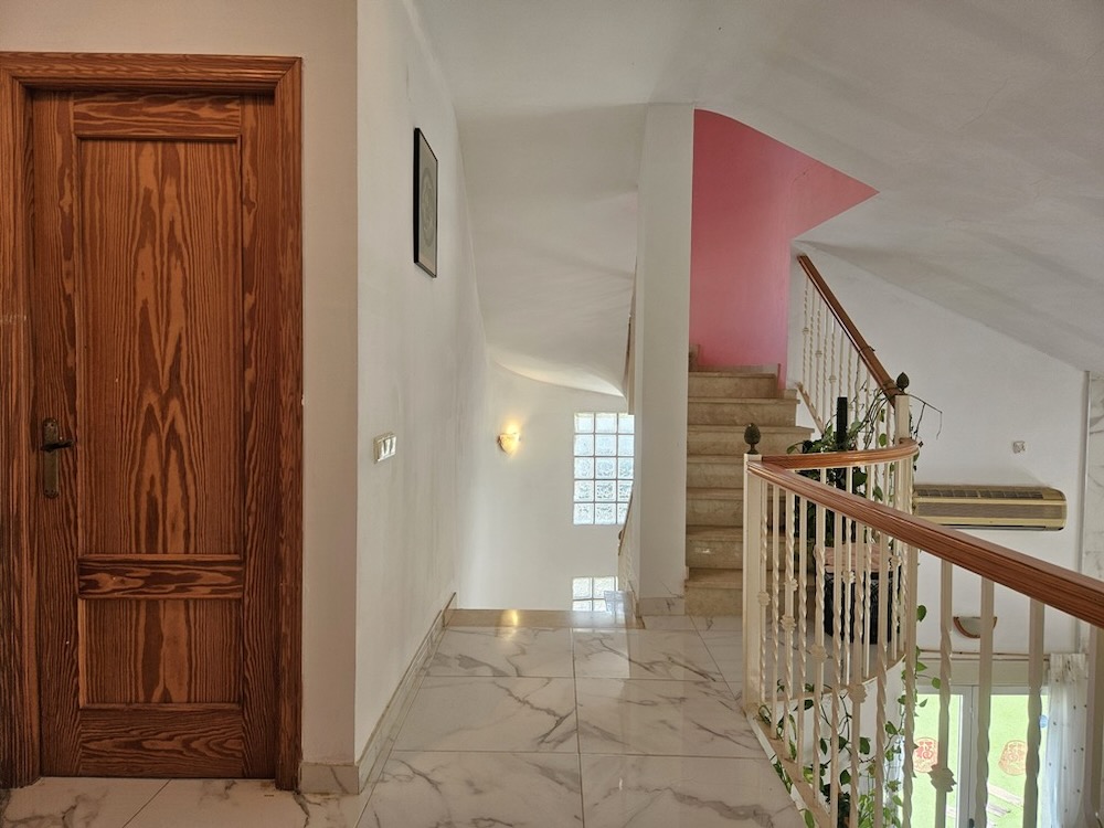 Property 2520 - Image 36